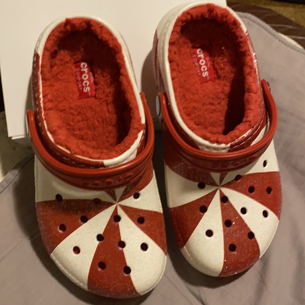 Crocs - Picture 9 of 16